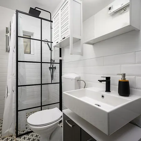Semesterbostad House Miha Tar-Vabriga